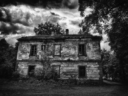 Simone Zeffiro | The Lost House (Outside)