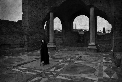 Karmil Cardone | La musa inquietante