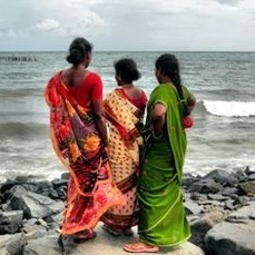 Niobe | India di spalle