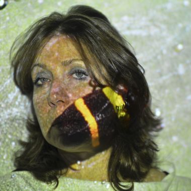 Enzo Giuseppe Mangalaviti | ritratto con foglia e insetto 1