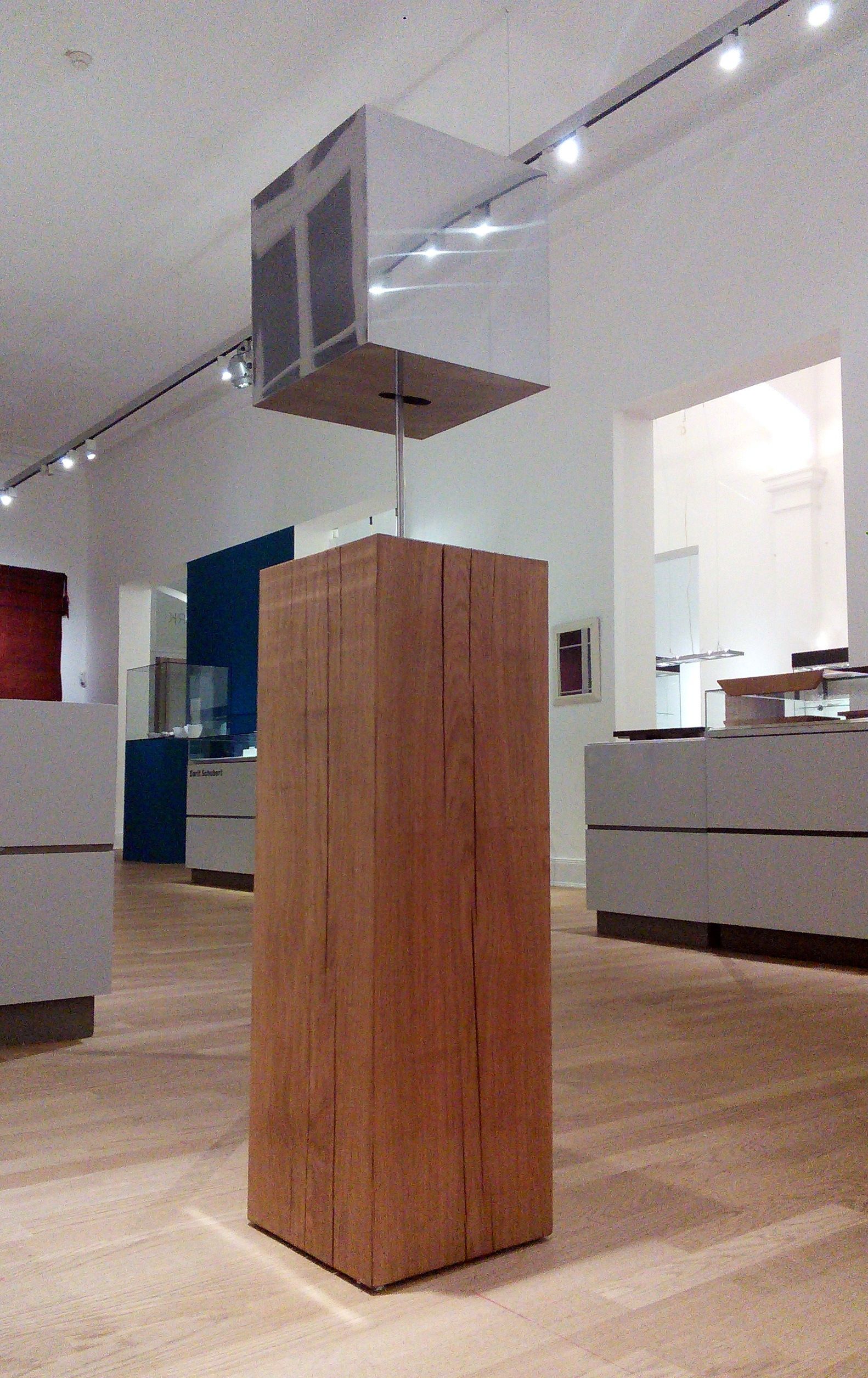Michael Berger | Dancing Cube