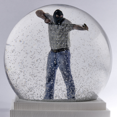  | Uomo con fionda. Dalla serie &rdquo; Let It Snow &rdquo; 2015-2017