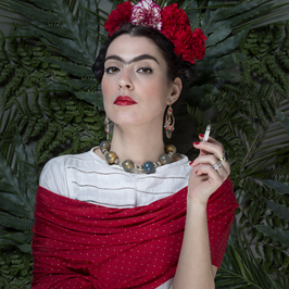  | Una donna allo specchio - Magdalena Carmen Frida Kahlo y Calder&oacute;n