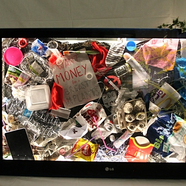 EveryWhere Art | Trash TV