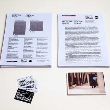 Rebecca Schiano | Apologia del mediatore (for a couple of bucks, finding job at Bettina Buck Finding Form) 2023-2024